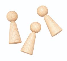 Figurine en bois 23 x 60 mm 3 pièces