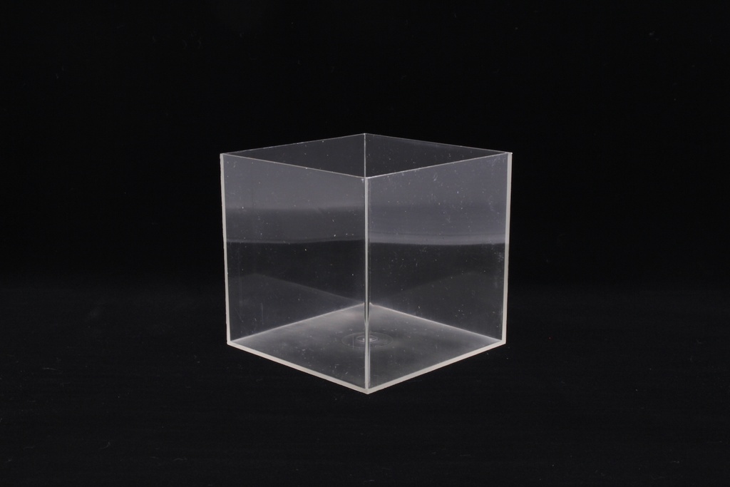 Mathématiques 7e, cube en plexiglas transparent 1dm3 non gradué